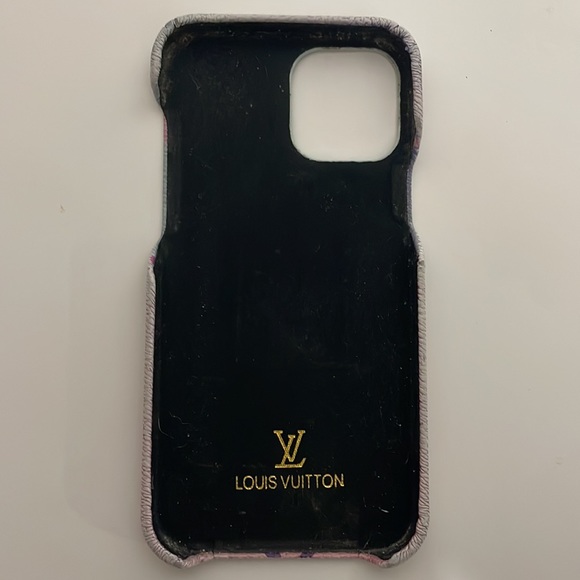 Louis Vuitton iPhone Case - Picture 3 of 7